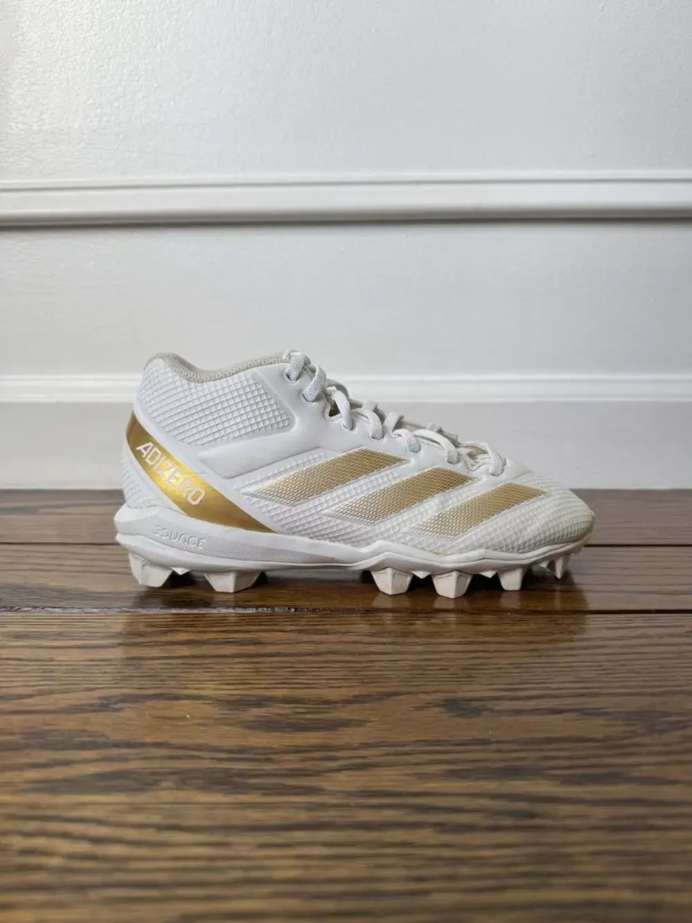 Adidas Kid’s Adinero Impact 2 Football Cleats, Size 4, White & Gold
